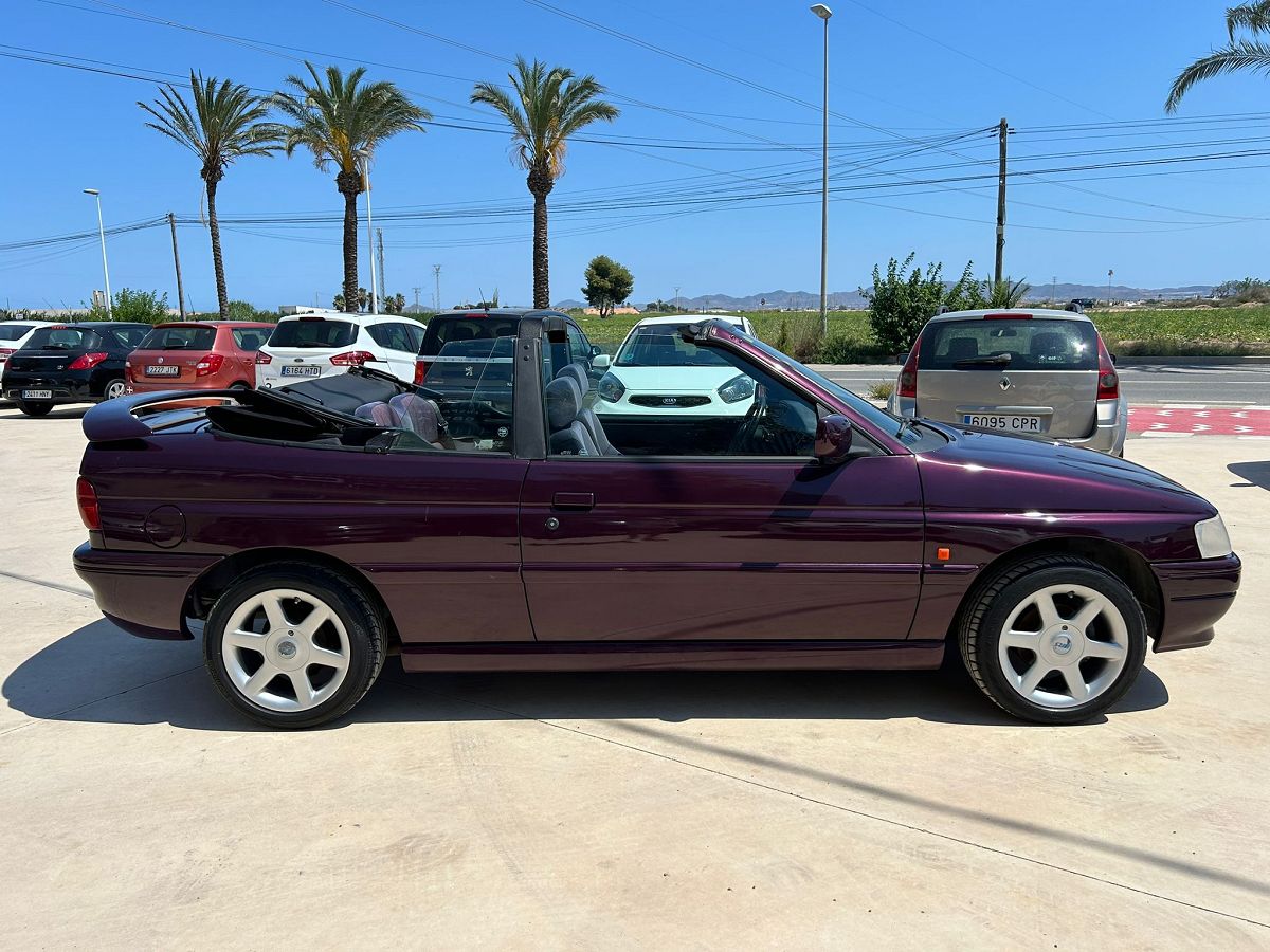 FORD ESCORT 1.8 I CONVERTIBLE SPANISH LHD IN SPAIN 102000 MILES SUPERB 1993